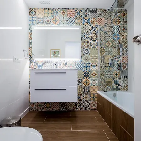 Newly Renovated Stunning Sea-Views Apartment Appartement